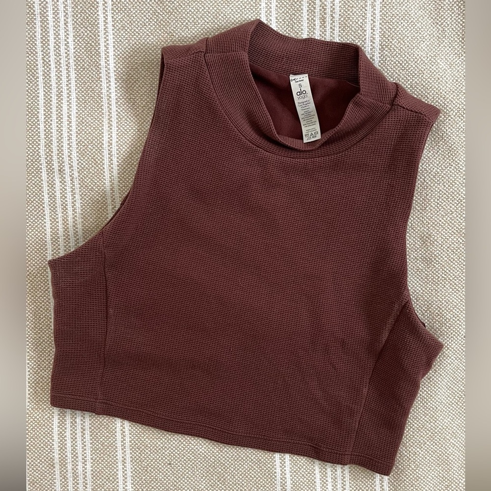 Alo yoga micro waffle crop top